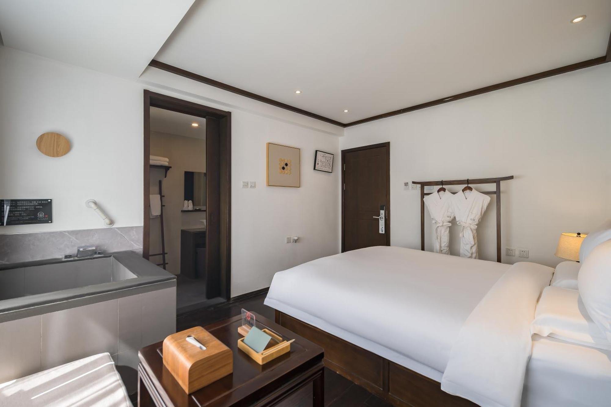 Dasein Youlan Hotel-Near The Forbidden City, Tiananmen Square, Guijie Street, Beihai Park, Jingshan Park, And Yonghe Temple Пекин Экстерьер фото